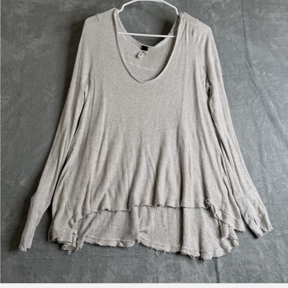 Free People Top Womens M Gray Thermal Fringe Rib Knit Long Sleeve Boho Peasant